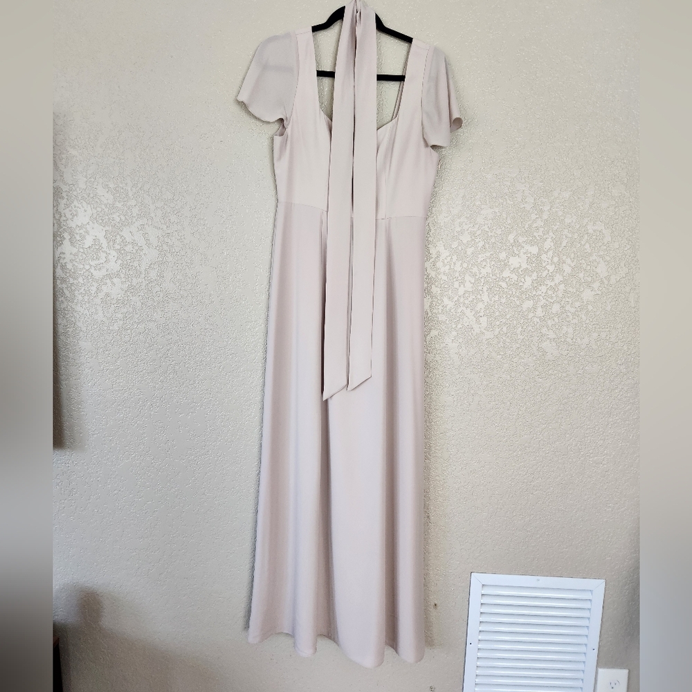 Show Me Your MuMu Sweetheart Dress Size Large Cream Blush